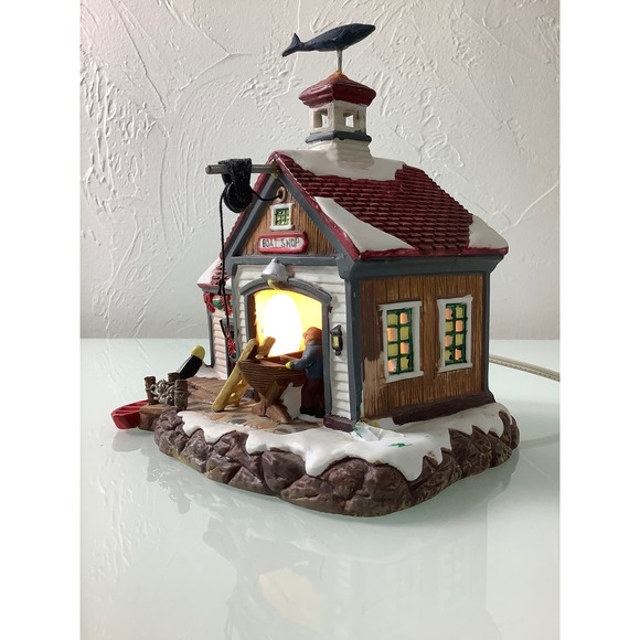 VTG Santa’s workbench collection Boat Shop Towne Series porcelain village * - Picture 4 of 12